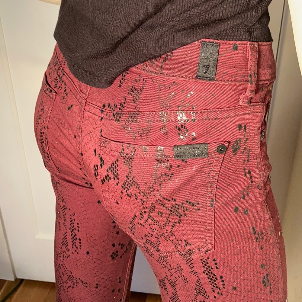 7 FOR ALL MANKIND Capri Jeans